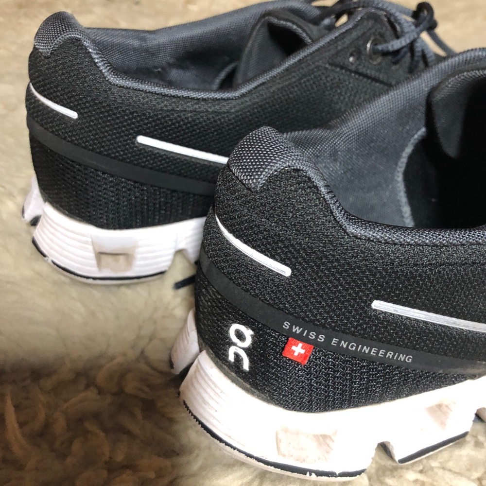 ON CLOUD Swiss engineering ruining shoe 9